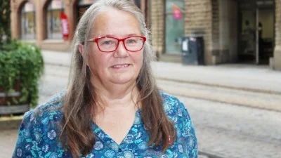 Mona Olsson (V), ledamot i socialnämnden.