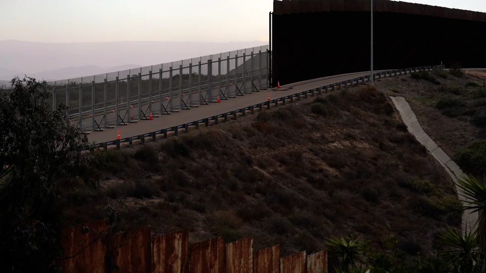 En ofärdig del av gränsmuren mellan Tijuana i Mexiko och San Diego i USA. Bilden togs i mitten av januari.