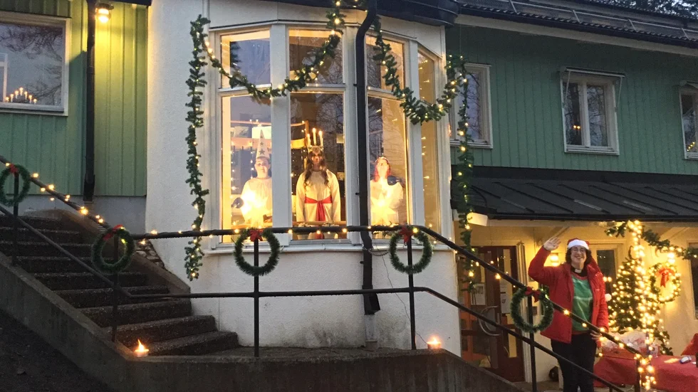 Skutskärs drive-in Lucia. Årets lucia är 14-åriga Linna Norregärd-Wallerström, som går i årskurs 8 på Älvboda friskola i Skutskär. 