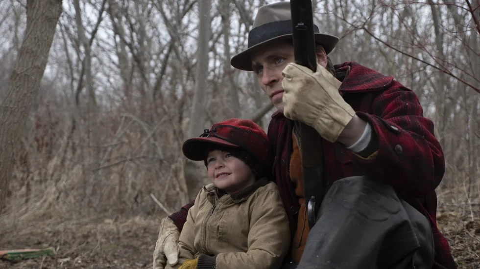 Sverrir Gudnason spelar en av huvudrollerna i Viggo Mortensens drama "Falling". Pressbild.