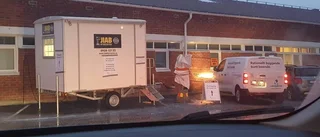 Firmabil användes för att åka till provtagningsstation