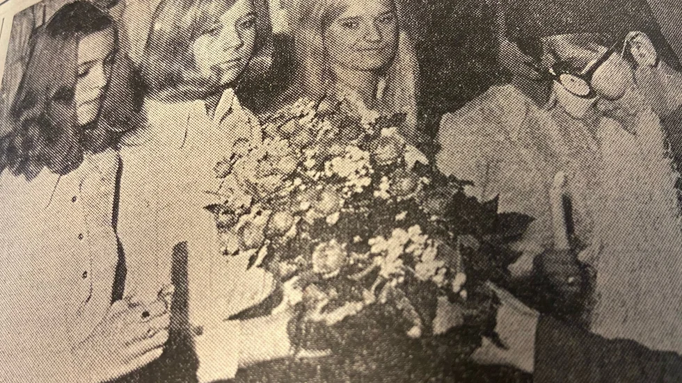 Kuriren för 50 år sedan: Katrineholms lucia med följe på sitt första uppdrag.