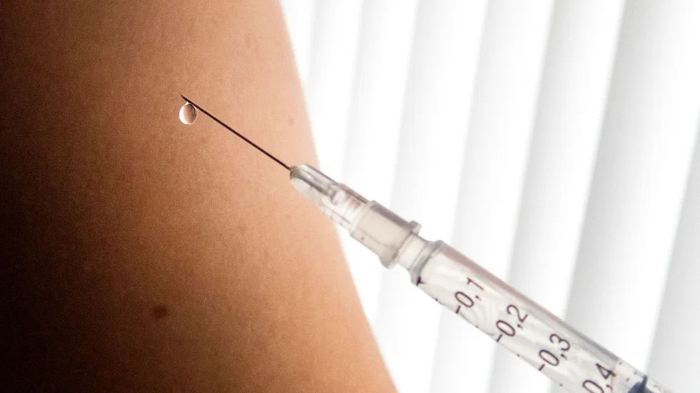 Gratis vaccination för riskgrupperna gäller bara hos de vårdverksamheter som har avtal med Region Uppsala, skriver Mikael Köhler. 