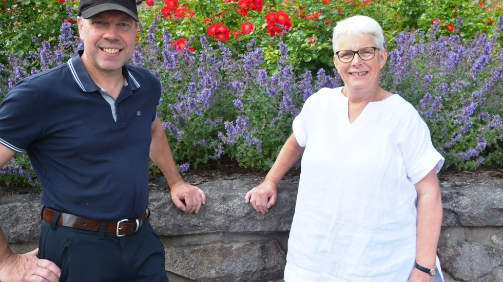 Johan Linder och Kicki Olsson har jobbat med projektet om gröna näringar sedan förra hösten. "Det märks att ungdomar är intresserade av naturen", berättar Linder. 