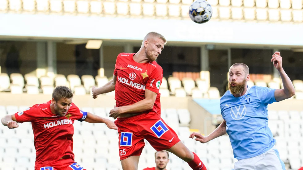 Filip Dagerstål gjorde en mycket stabil insats i IFK-försvaret.