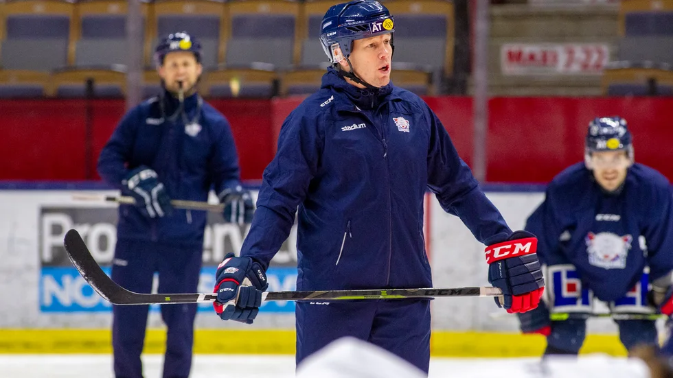 Johan Åkerman, LHC, vill se ett mer balanserat LHC med mer tålamod mot Brynäs i kväll.