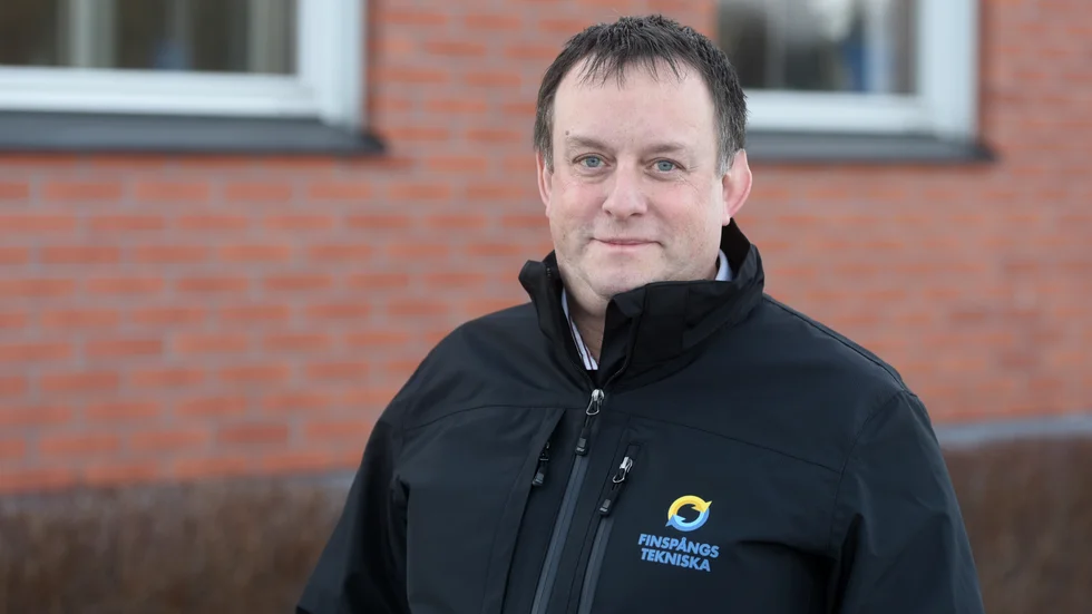 "Det finns en del att trimma in för att det ska bli riktigt bra och vi är inte nöjda", säger Mikael Andersson, vd för Finspångs Tekniska som ansvarar för den kommunala snö- och halkbekämpningen.