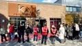 Gottsundabor slöt upp för att hedra offren i skjutningen