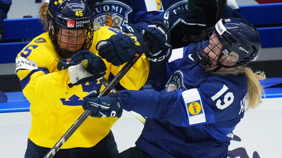 Ida Kuoppala fick, till skillnad från Damkronorna, jubla under VM då Finland vann brons samtidigt som det svenska laget föll i matchen om 5:e pris.