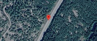 Stillastående fordon orsakar ett körfält blockerat på E22