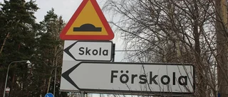 Krossat fönster på förskola