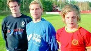 Nyförvärv. Joakim Jansson i mitten tillsammans med två nya spelare Kristoffer Wingerstad till vänster och Filip Westerholm till höger.  Foto: Ingemar Petersson