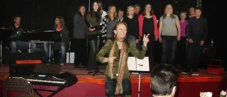 Höstshow i Överum för "Världens barn"