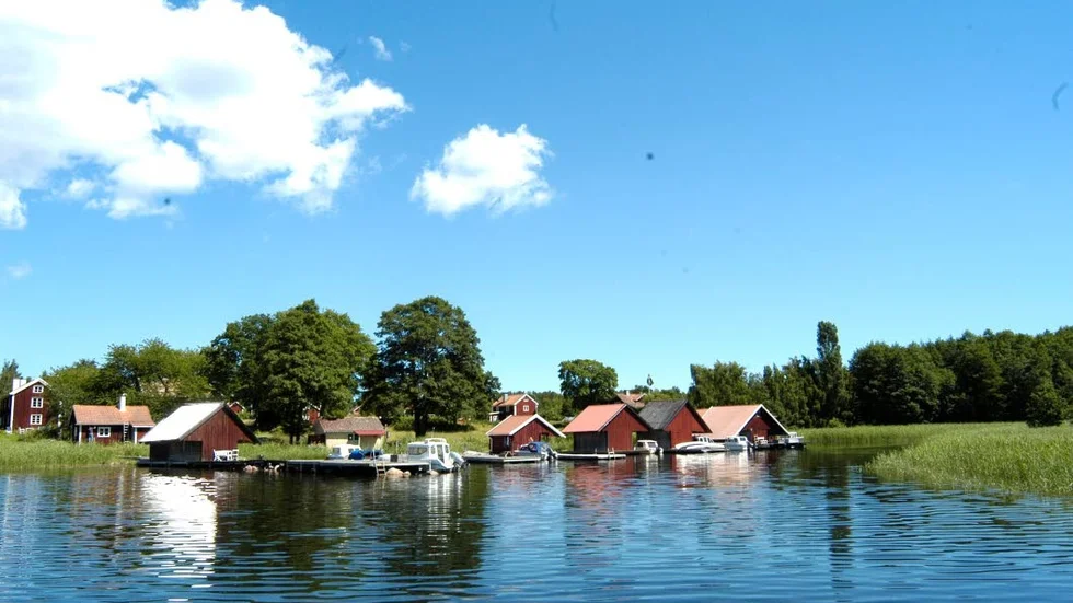 Idyllen Hasselö. Här har Bostadsbolagets anställda möjlighet att hyra en bostad.
