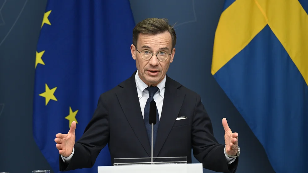 Ulf Kristersson har fel. Det finnns mycket regeringen kan göra som både dämpar inflationen och stimulerar ekonomin.