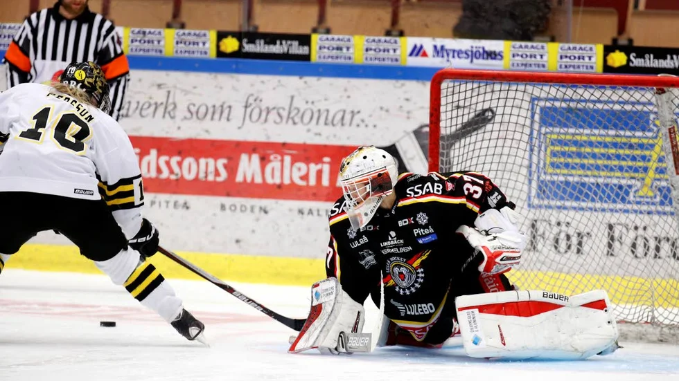 Maria Omberg storspelade i den avgörande semifinalen mot AIK som Luleå Hockey/MSSK vann på straffar.