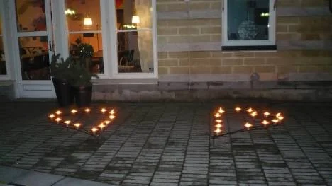 Så här såg det ut på FMNs ljusmanifestation i Kalix i måndags kväll.