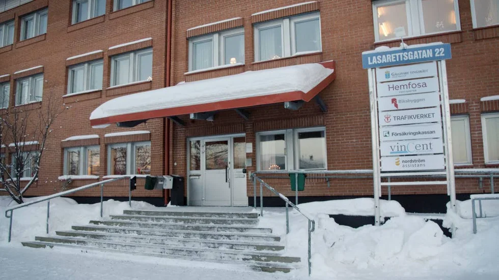 FÄNGELSE. Tingsrätten dömer mannen på sju av åtta åtalspunkter.