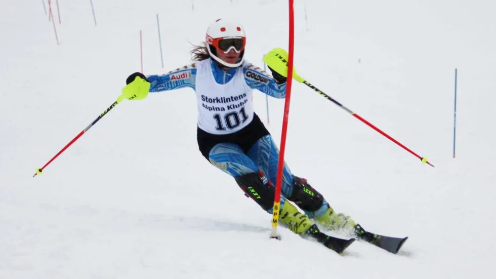En vinnare. Felicia Renberg, Storklinten och Leo Österberg, Luleå, vann 
slalom i den äldre gruppen 
i Lilla Världscupen.
