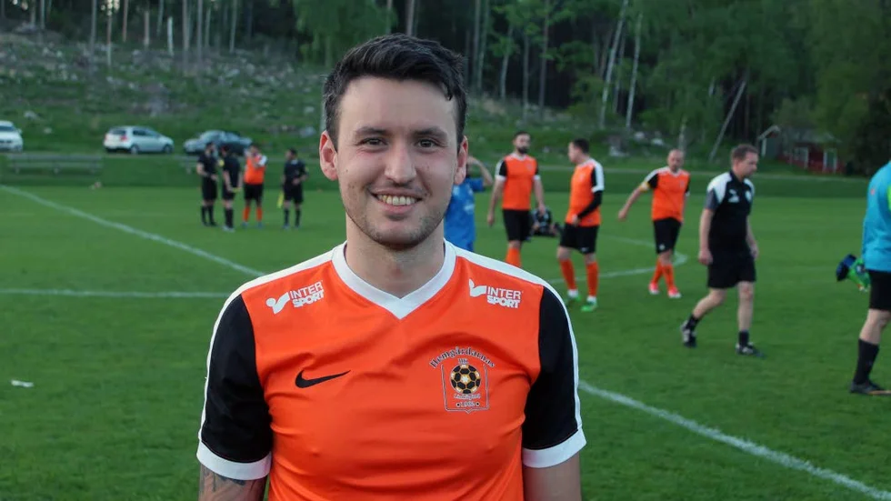 Amir Suljic, spelande tränare i HBK United, var nöjd med 4–3-segern mot LSW på Stjärnvallen i Stjärnorp. HBK jobbar på att få spela i Skäggetorp igen.