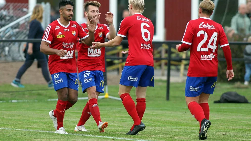 Boren jublade många gånger när Borensberg besegrades med 7–0 i Östgötacupens premiär. En bild från förra säsongen.