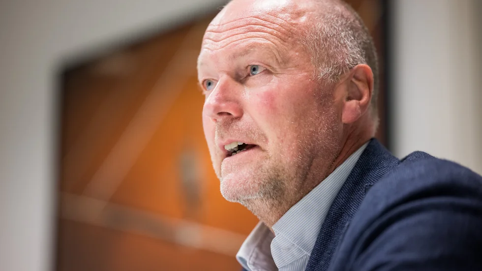 "Han uppträder så jävla illa mot svensk tennis", säger Kent Carlsson efter Ymers Båstad-nobb.