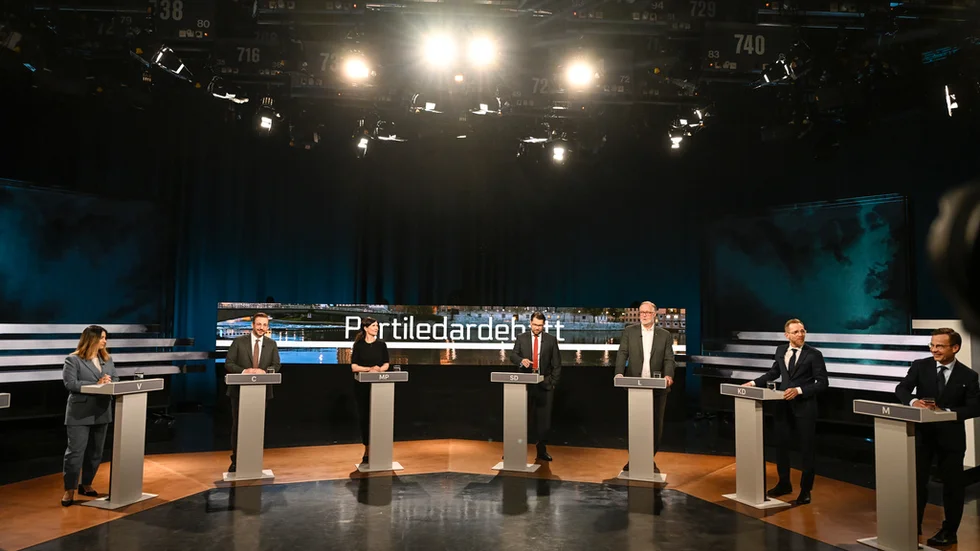 Kivande femåringar eller högavlönade politiker, frågar sig insändarskribenten efter söndagens partiledardebatt.