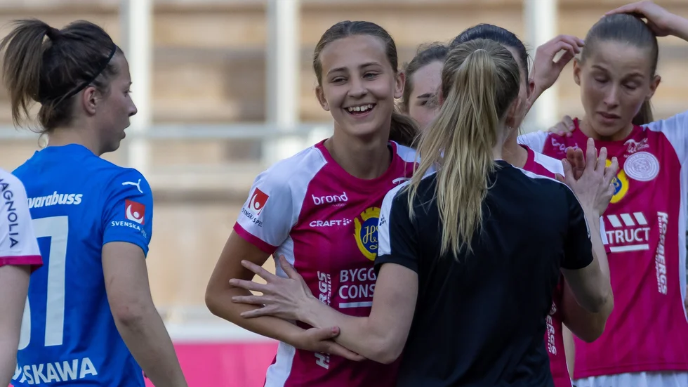 Angelina Klingberg, 14 år, gjorde debut i allsvenskan mot Kalmar.