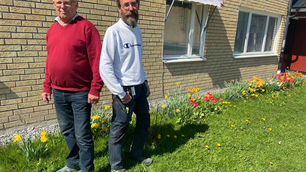 Bernt Jonsson och Christer Pedersen är som två pappor i kvarteret. Som ordförande för bostadsrättsföreningen Vivalla är det många som sliter och drar i dem.  