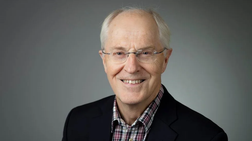 Gunnar Öquist, född och uppvuxen i Öjebyn, har promoverats till jubeldoktor vid Umeå universitet.