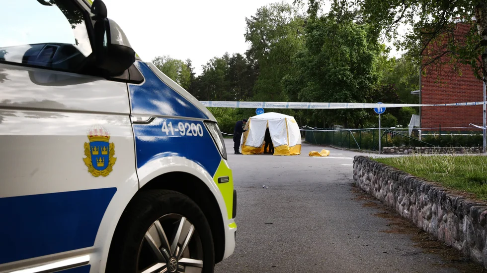 En man i 25-årsåldern sköts den 23 maj ihjäl i Eskilstuna. En 18-åring döms nu för mord även i hovrätten. Arkivbild.