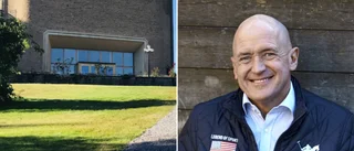Då kommer komikern Thomas Petersson till Tallåsaulan