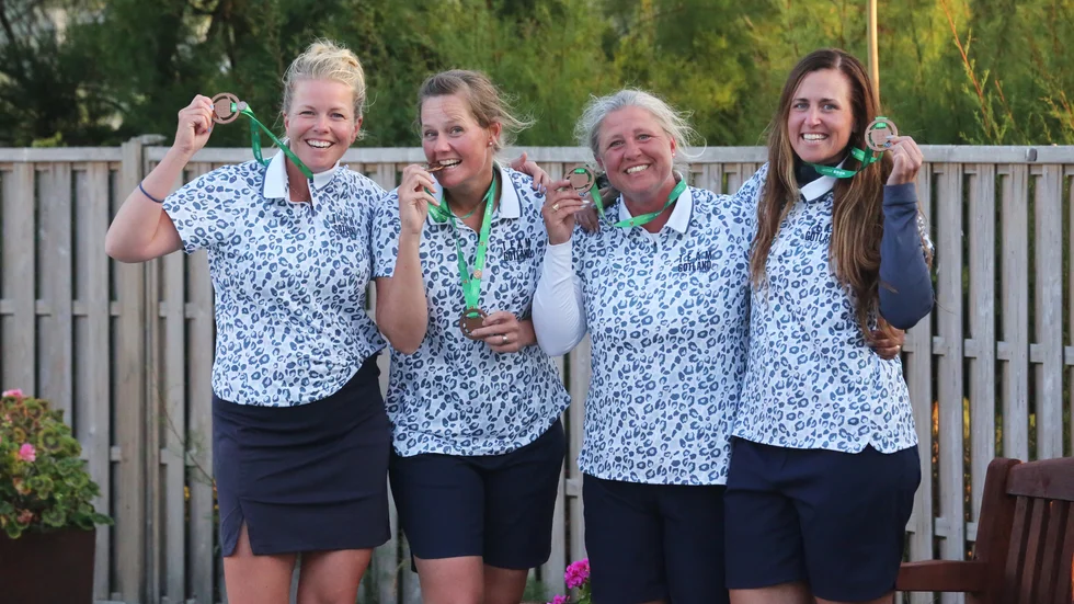 Golfen tog under fredagen två medaljer, en i lag och en individuell för Christella Winzell.