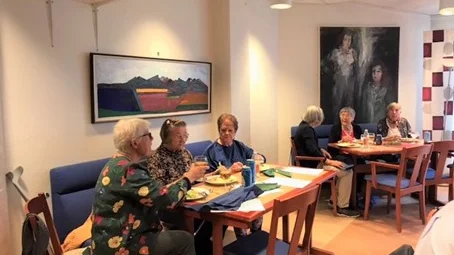 PRO Björkskatan har festat in våren och sommaren.