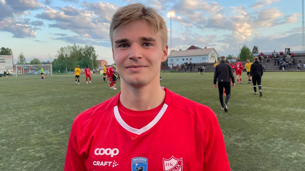 Edwin Lundqvist gjorde tre av målen i IFK Kalix storseger.