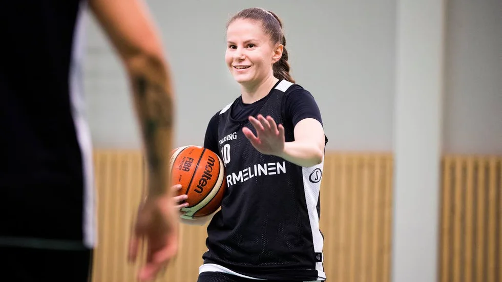 Aktuell. Lena Frederiksen tränar just nu med Luleå Basket.