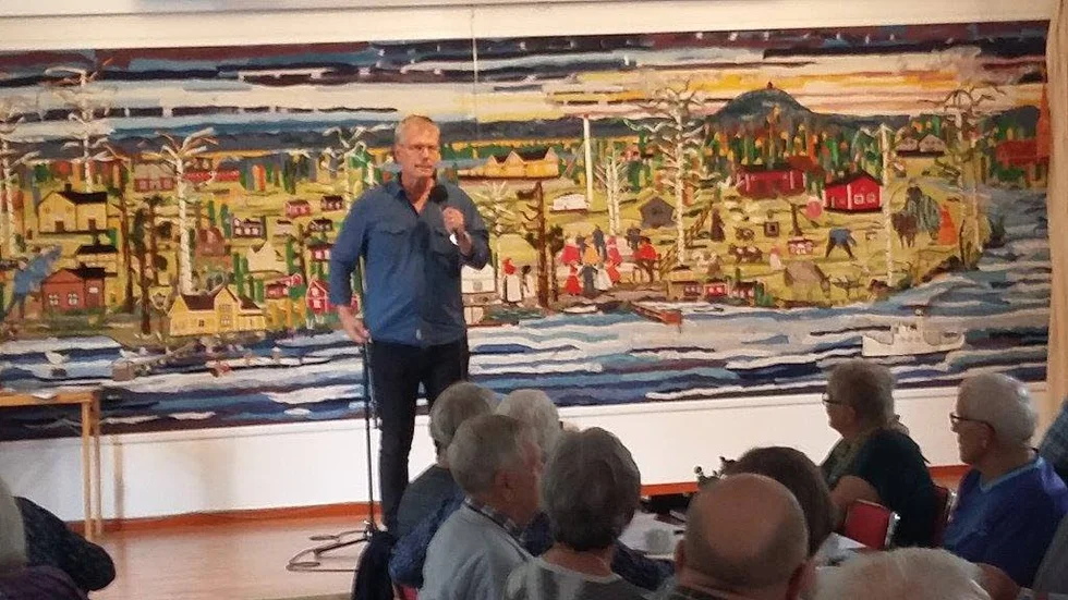 Mats Pontén gästade och berättade om höstens teaterprogram.