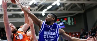 Live fredag: Toppmöte i basketligan