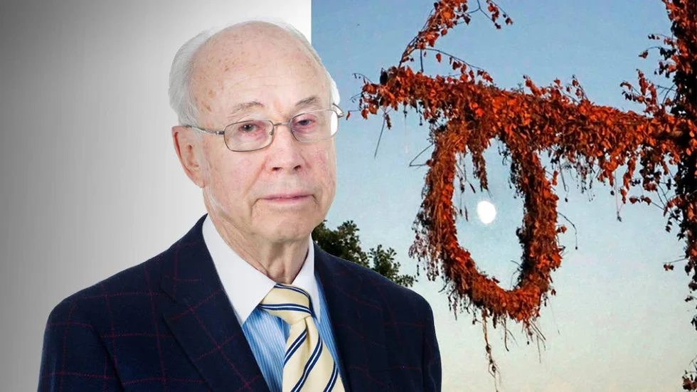 Helig högtid? Kanske inte. Men det finns mycket diktning som kretsar kring sommarnattens mystik, skriver Staffan Bergsten.