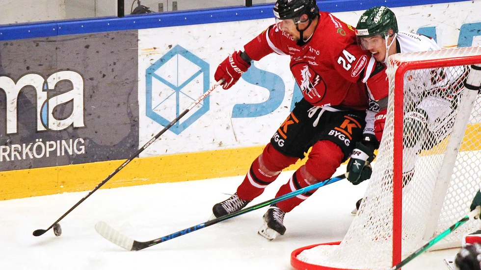 Bjässen Hampus Olsson byter Hästen mot Polen. Det blev elva poäng på 50 seriematcher för Rögle BK-produkten förra säsongen. 