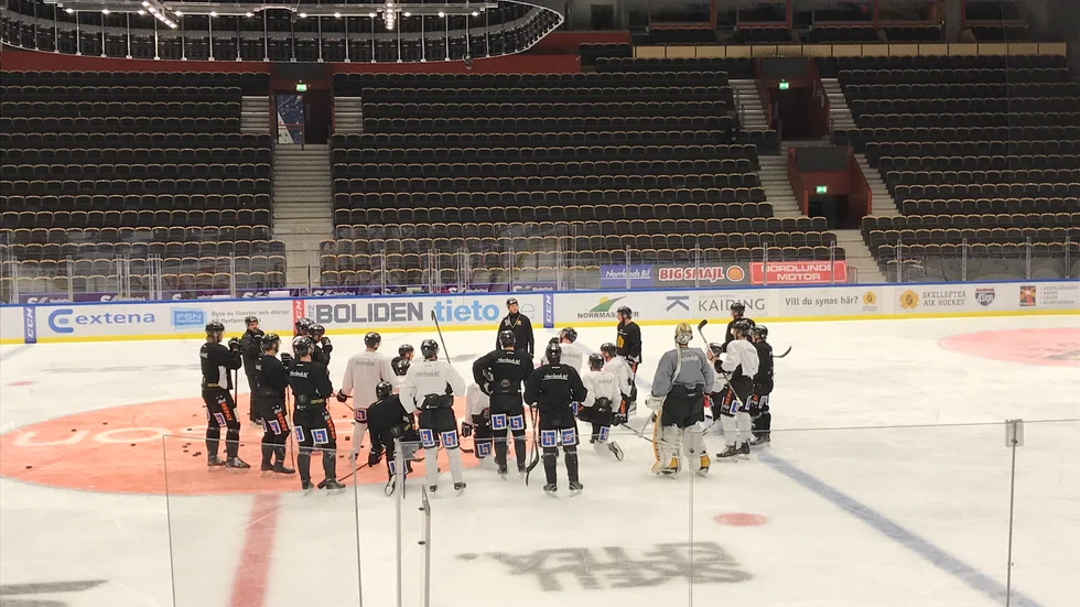 AIK på is dagen innan torsdagens hemmamatch mot Mora. 