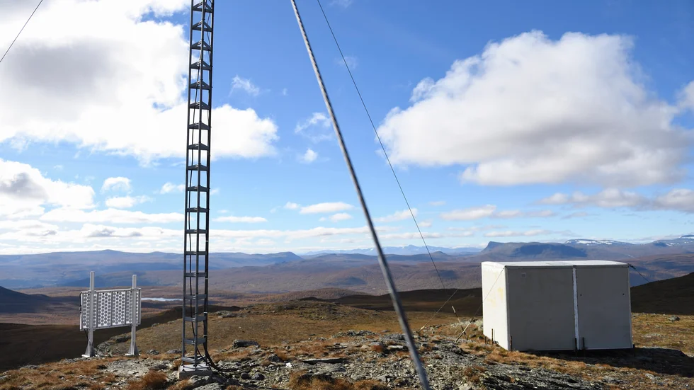 Inte farlig: En 4G-mast på toppen av berget Biergenis i Vindelfjällen. 