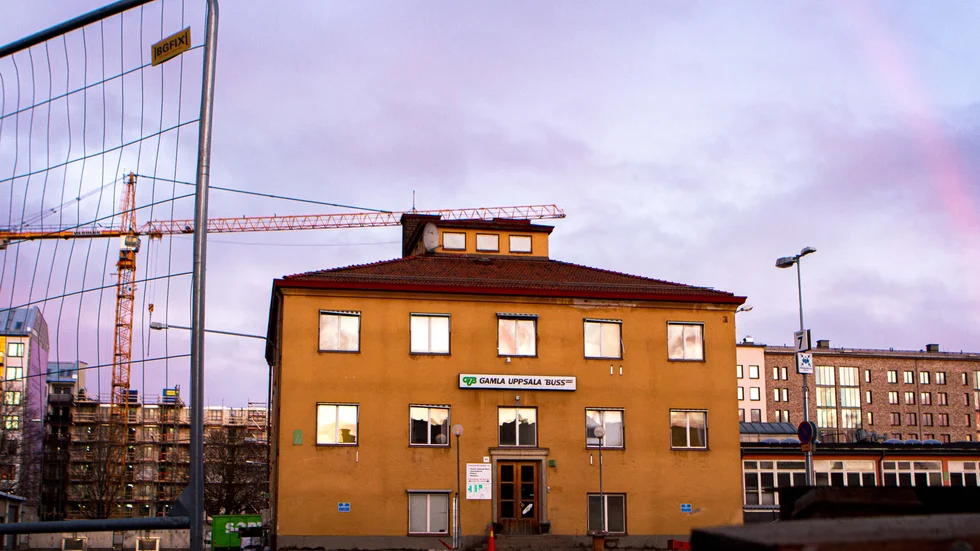 Busstornet ritades av Gunnar Leche som var stadsarkitekt i Uppsala 1920-1954. Här ska det bli fritidsklubb för barn och träffpunkt för äldre.