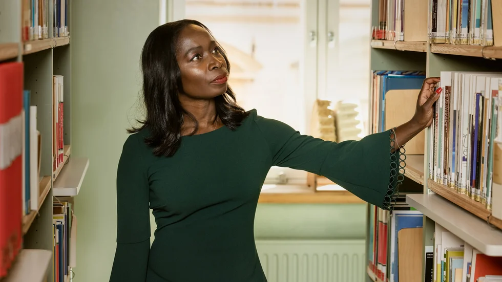 Mest känd är nog Sabuni för att hon i rollen som integrationsminister, tog itu med hedersrelaterade frågor, skriver Mats Dafnäs och Maria Mattsson Mähl.