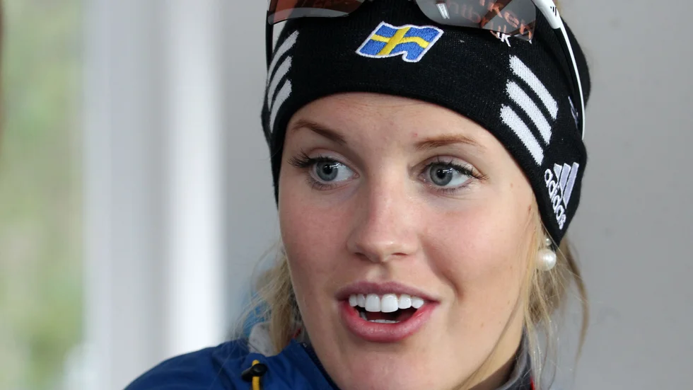 Inget VM. En förkylning satte stopp för Ingela Anderssons medverkan i skidskytte-VM. Nu har hon åkt hem från Kontiolahti. Foto: AFP.