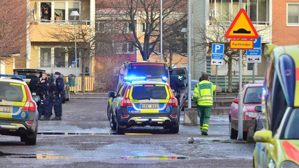 Släppt. En av de misstänkta männen är inte längre häktad.