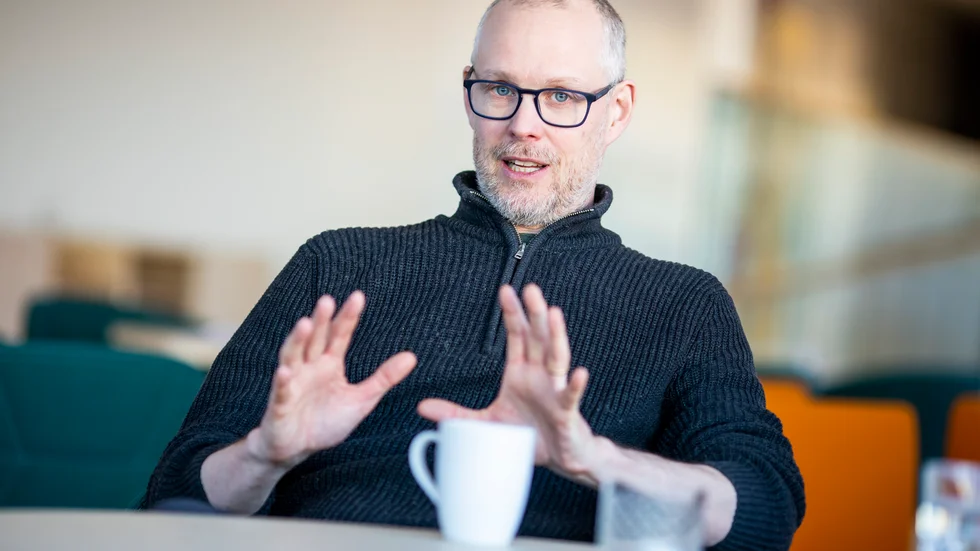 "Som det ser ut i dag står alla vid sidan om och ropar efter staten. Jag tror det är en farlig väg", säger Markus Gustafsson.