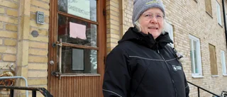 Trots regeringens beslut – karensersättning kan dröja flera månader • Mona var sjuk efter nyår – kan inte ens ansöka än