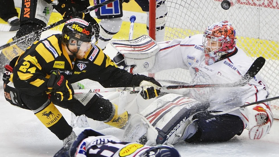Oscar Lindberg is back in AIK colors.