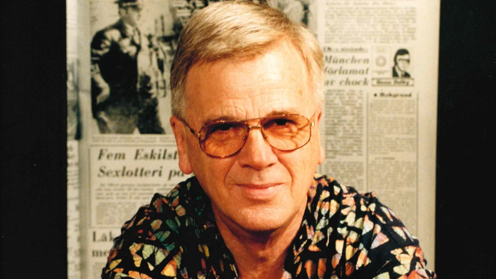 Hasse Delby, tidningens mångårige sportjournalist och -chef har avlidit, 86 år gammal. Han bevakade sammanlagt sex sommar-OS, och den dramatiska förstasidan från 1972 innehåller Hasses skildring från München, där israeliska idrottare och tränare dödades.